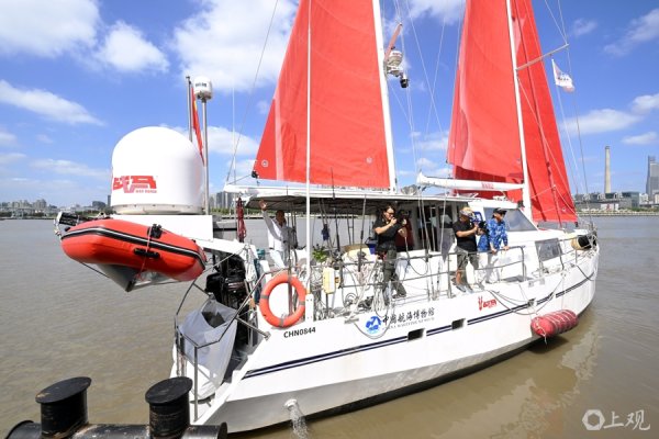 亿米网 赤道到冰川，炽热与极寒，他扬帆挑战地球“第三环” | 新民特稿